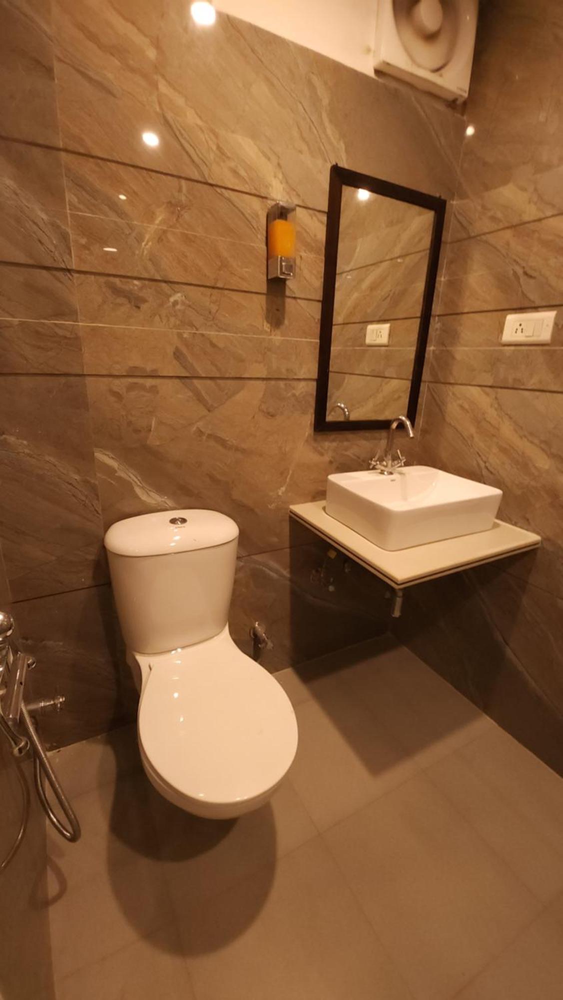 Hotel Vrs Inns Chandīgarh 외부 사진