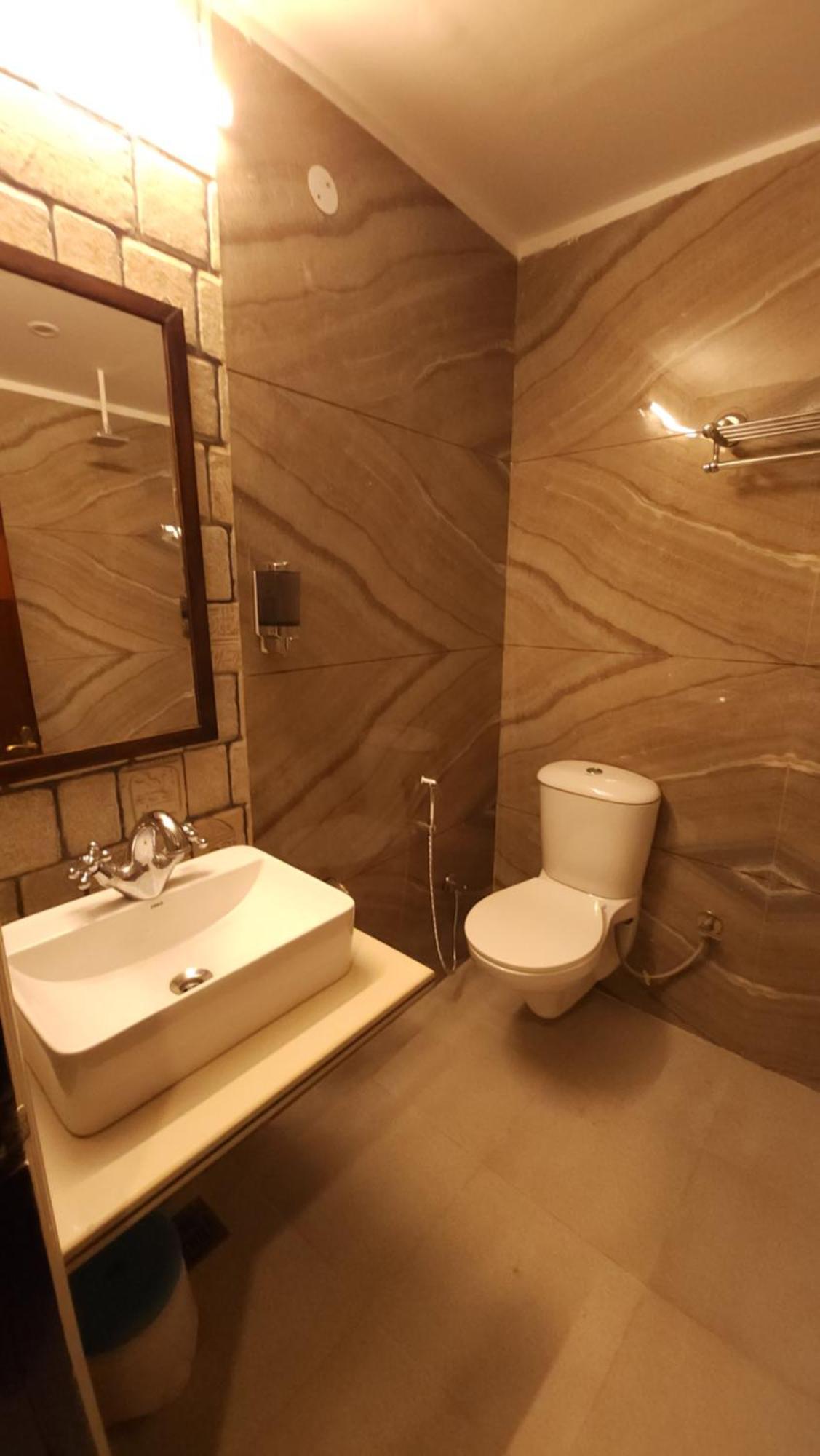 Hotel Vrs Inns Chandīgarh 외부 사진