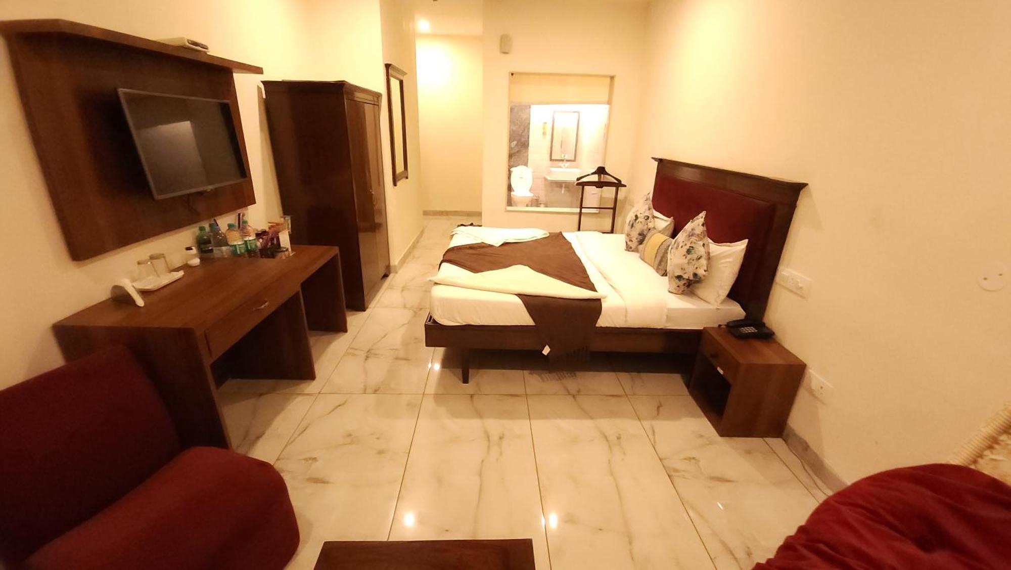 Hotel Vrs Inns Chandīgarh 외부 사진